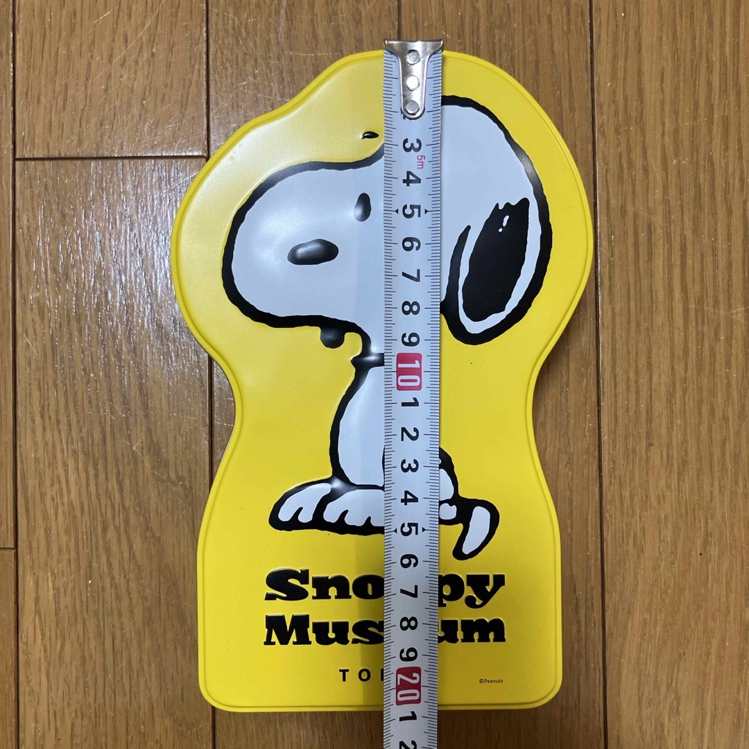 SNOOPY(スヌーピー)のスヌーピー　缶 エンタメ/ホビーのおもちゃ/ぬいぐるみ(キャラクターグッズ)の商品写真