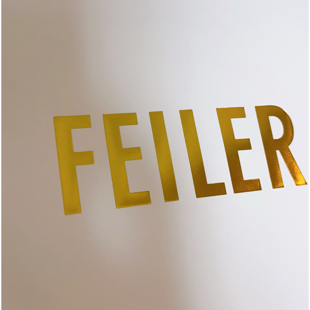 FEILER(フェイラー)の【未使用】　フェイラー　ショッパー（紙袋）　4枚セット レディースのバッグ(ショップ袋)の商品写真