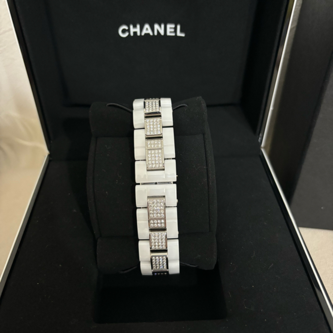 CHANEL(シャネル)のCHANEL J12 クロノグラフ 41mm メンズの時計(腕時計(アナログ))の商品写真