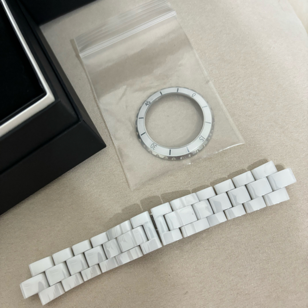 CHANEL(シャネル)のCHANEL J12 クロノグラフ 41mm メンズの時計(腕時計(アナログ))の商品写真