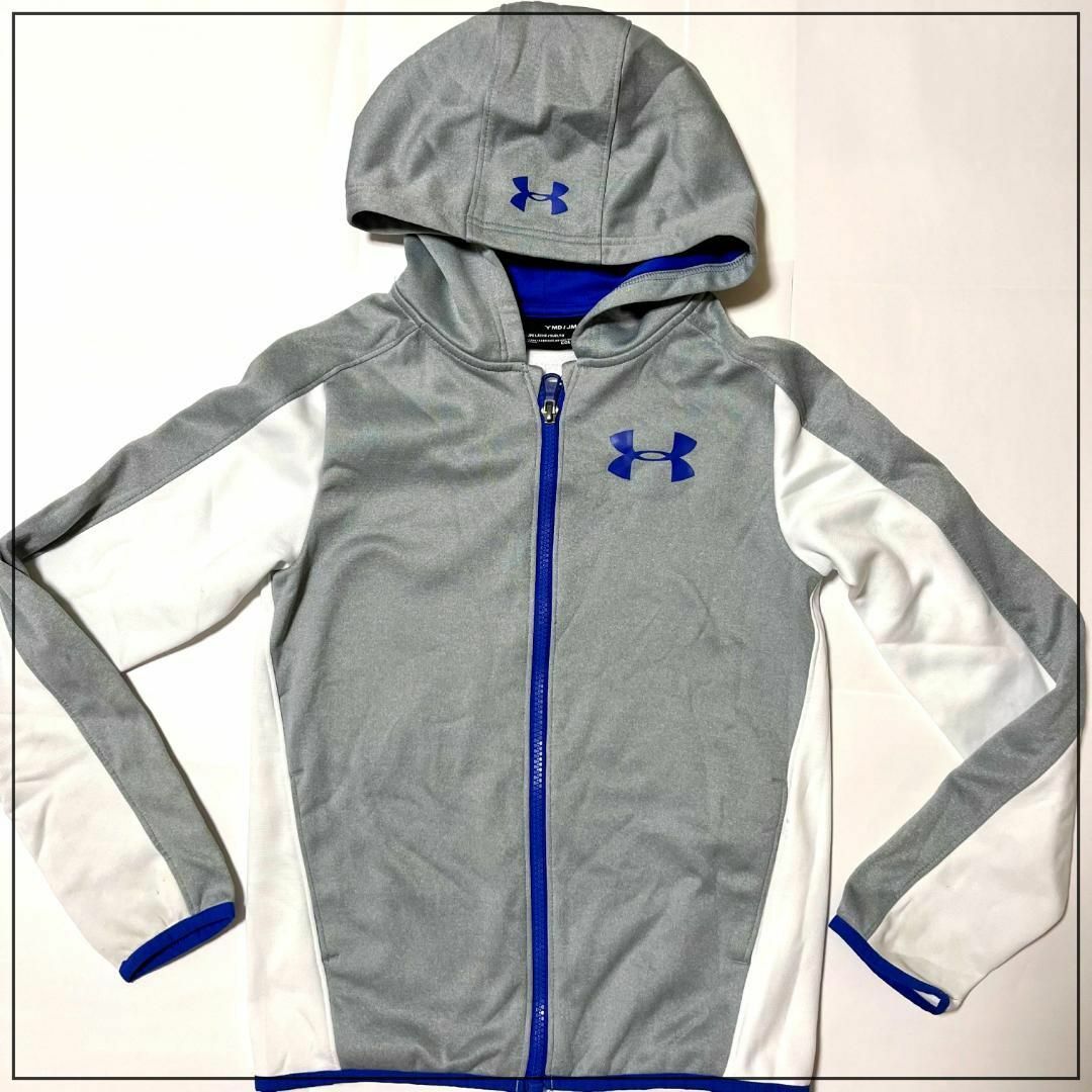 UNDER ARMOUR(アンダーアーマー)のUNDER ARMOUR アンダーアーマー パーカー 140cm 裏起毛 キッズ/ベビー/マタニティのキッズ服男の子用(90cm~)(ジャケット/上着)の商品写真