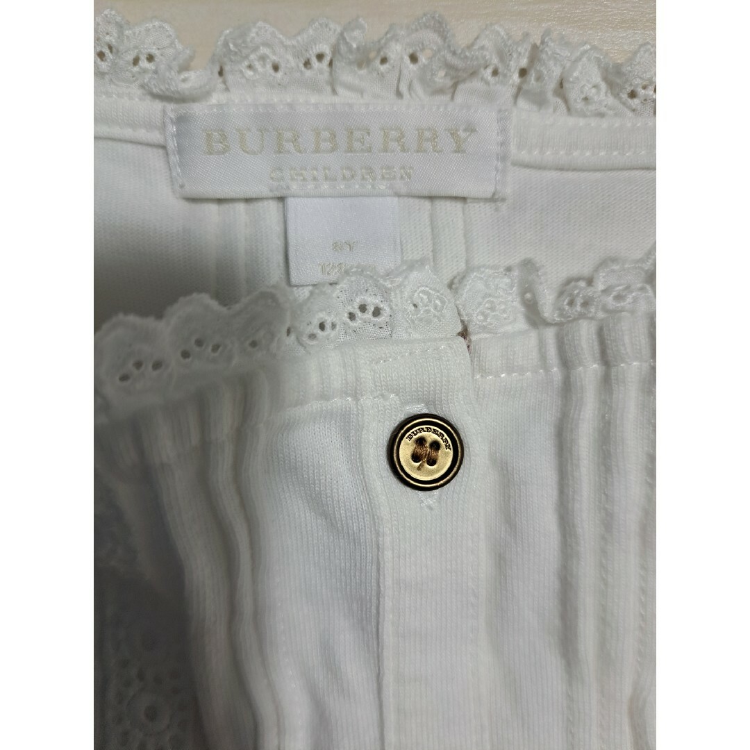 BURBERRY(バーバリー)のBURBERRY　ノースリーブ　トップス　女の子　夏　120～130サイズ キッズ/ベビー/マタニティのキッズ服女の子用(90cm~)(Tシャツ/カットソー)の商品写真