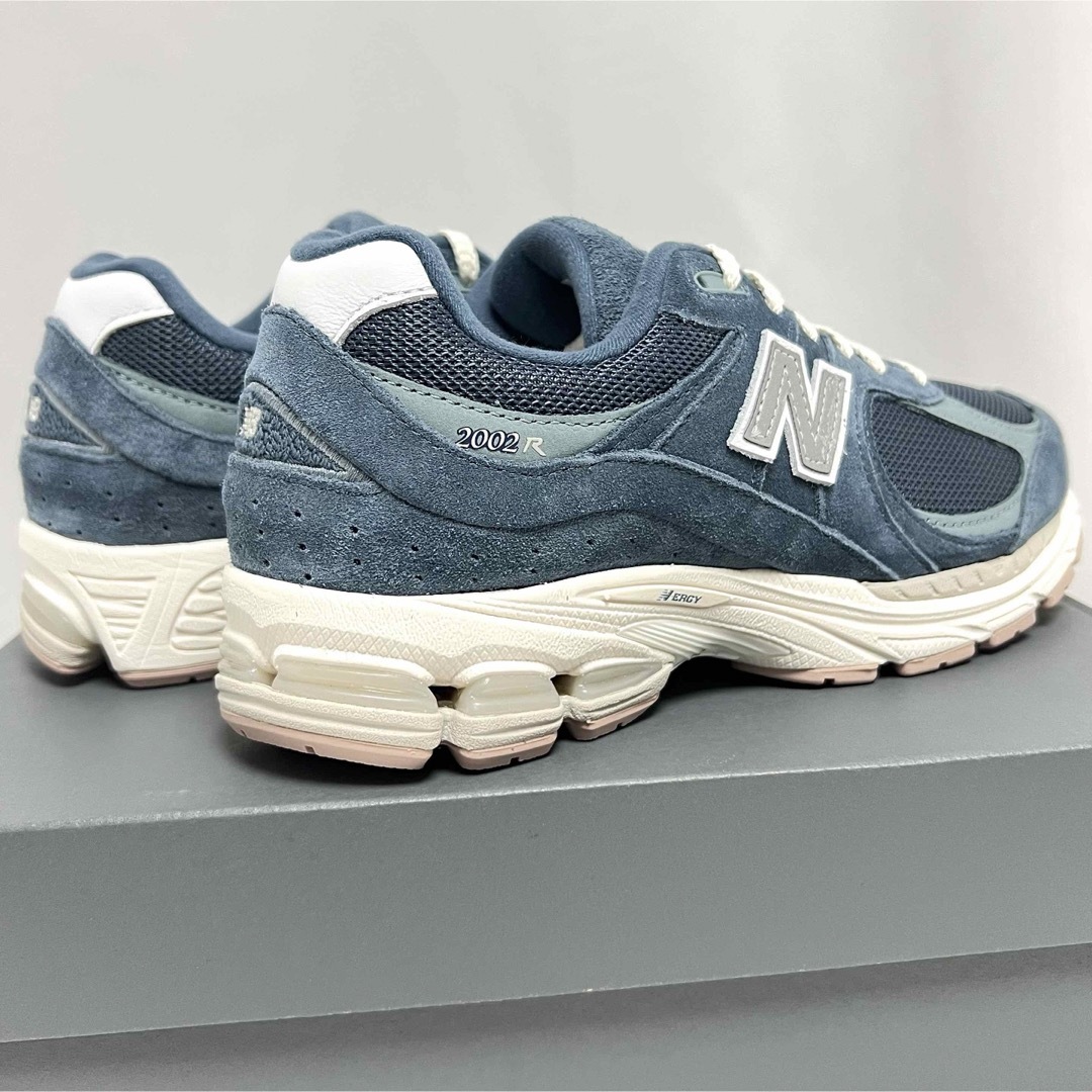 New Balance(ニューバランス)の25cm 新品 ニューバランス 2002 紺 スニーカー 2002R RHC レディースの靴/シューズ(スニーカー)の商品写真