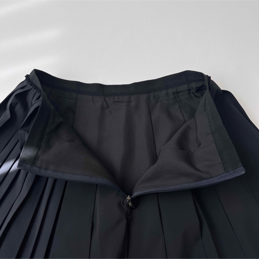 FOXEY NEW YORK(フォクシーニューヨーク)の美品 FOXEY NEWYORK フォクシー　プリーツスカート　フレアスカート レディースのスカート(ひざ丈スカート)の商品写真