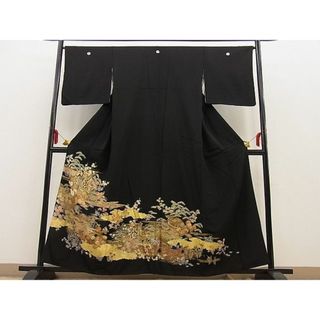 平和屋野田店■豪華黒留袖　駒刺繍　御所車花文　金彩　逸品　n-ip2680(着物)