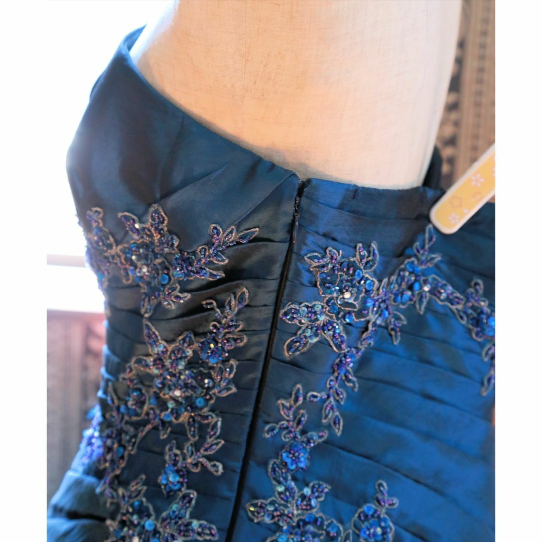 大きいサイズ15号ネイビーブルーカラードレス高級ウエディングドレス3Lサイズ レディースのフォーマル/ドレス(ウェディングドレス)の商品写真
