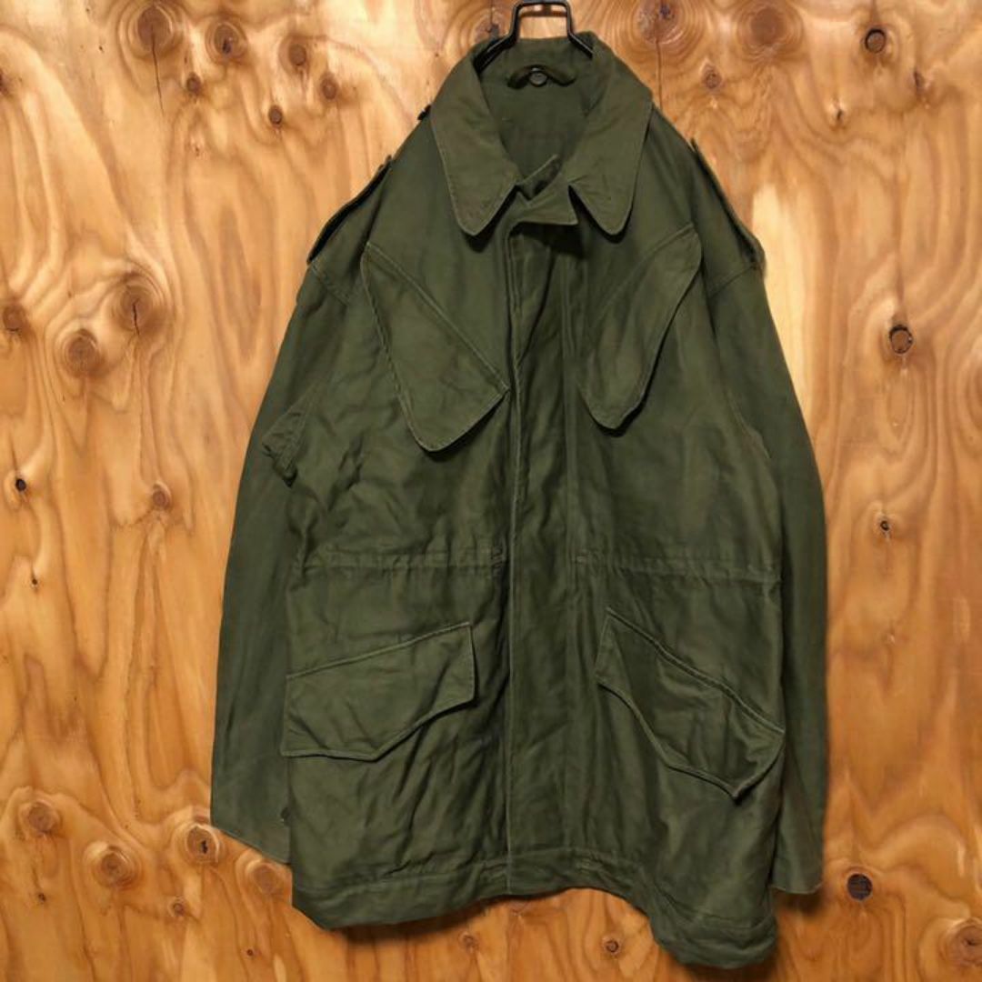 モスグリーン アウター ミリタリー 軍服 USA古着 90s 長袖 ジャケット メンズのジャケット/アウター(ミリタリージャケット)の商品写真