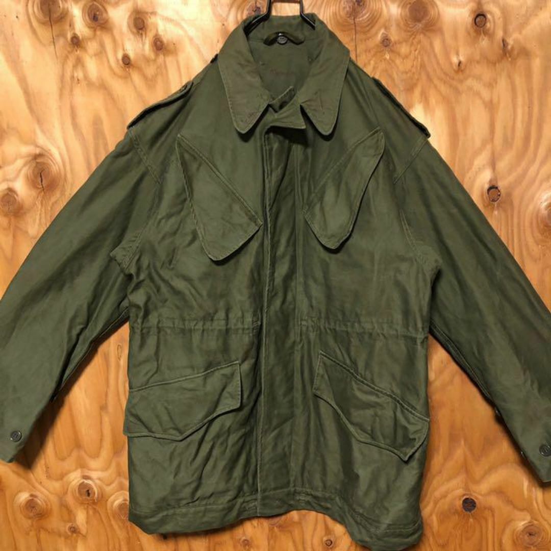 モスグリーン アウター ミリタリー 軍服 USA古着 90s 長袖 ジャケット メンズのジャケット/アウター(ミリタリージャケット)の商品写真