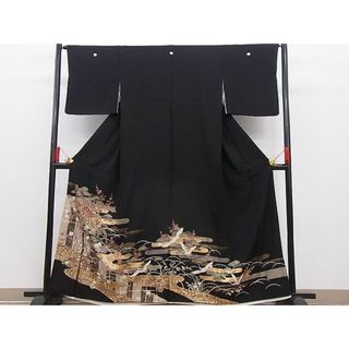 平和屋野田店■豪華黒留袖　駒刺繍　飛鶴花車文　金彩　逸品　n-hj9415(着物)