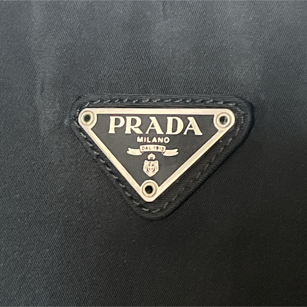 PRADA(プラダ)のPRADA  プラダ　ハンドバッグ　手提げ　三角ロゴ　ブラック　テスートナイロン レディースのバッグ(ハンドバッグ)の商品写真