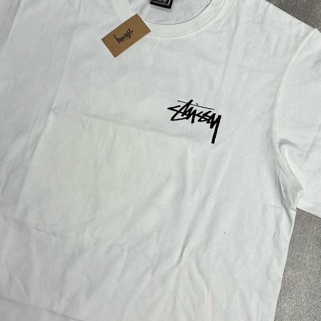 STUSSY(ステューシー)のstussy メンズ レディース 白 半袖 Tシャツ ITP FLOWER L メンズのトップス(Tシャツ/カットソー(半袖/袖なし))の商品写真