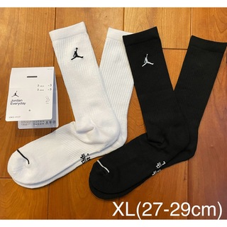 Jordan Brand（NIKE） - 新品　ジョーダン　XL(27-29cm)  エブリデイ　クルーソックス　白黒2足