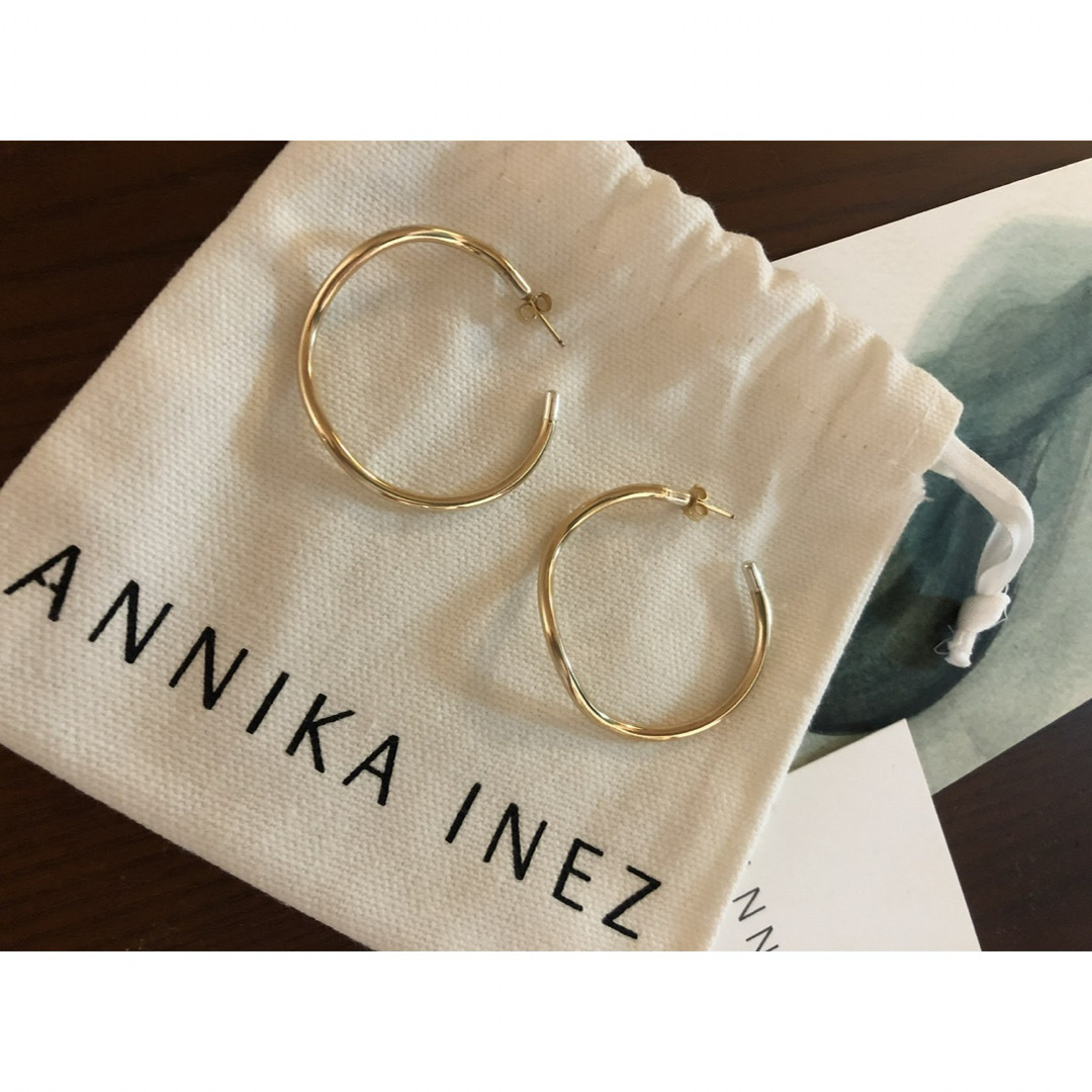 ANNIKA INEZ(アニカイネズ)のANNIKA INEZ アニカイネズwave hoop フープピアス レディースのアクセサリー(ピアス)の商品写真