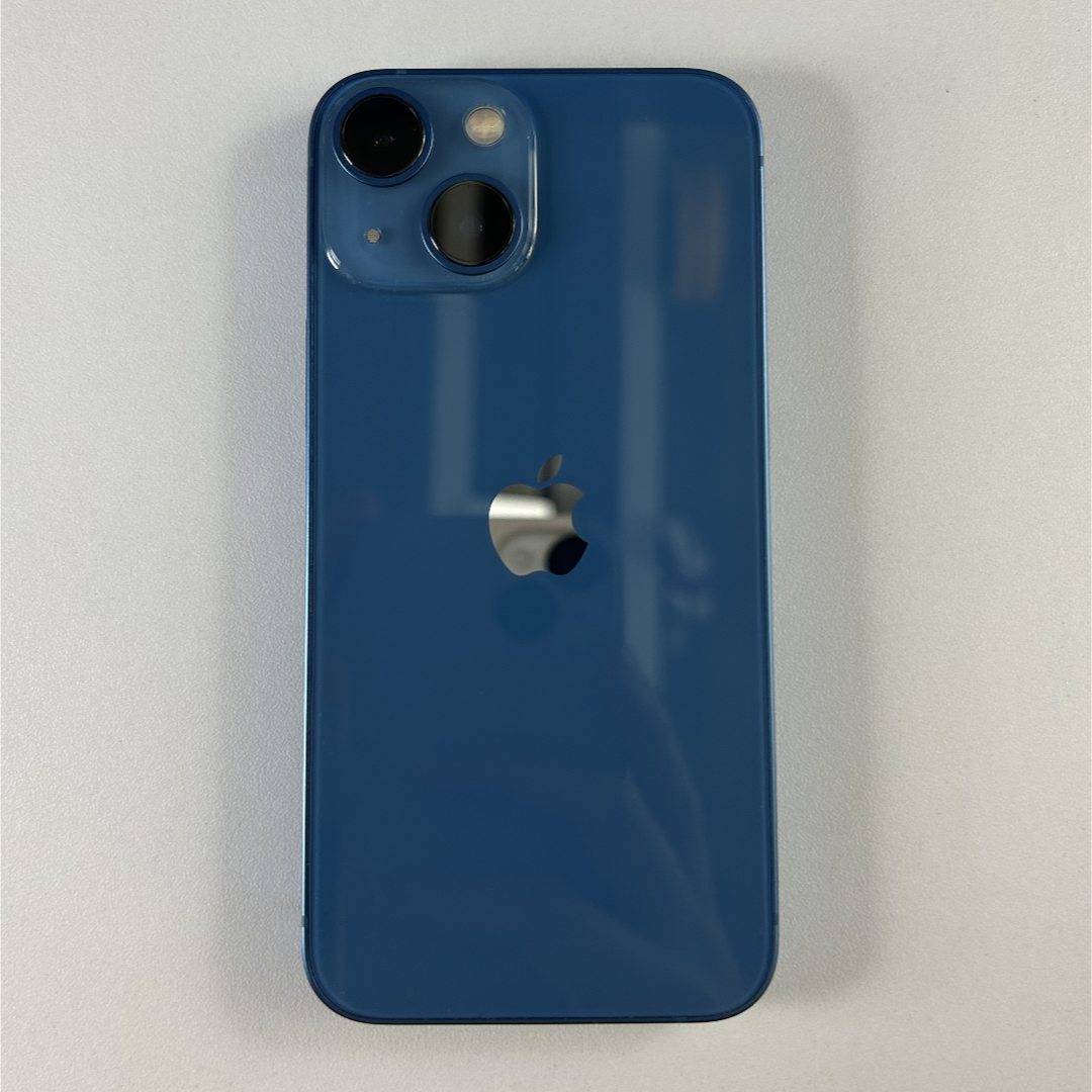 Apple(アップル)のiPhone 13 mini ブルー 256GB MLJN3J/A スマホ/家電/カメラのスマートフォン/携帯電話(スマートフォン本体)の商品写真