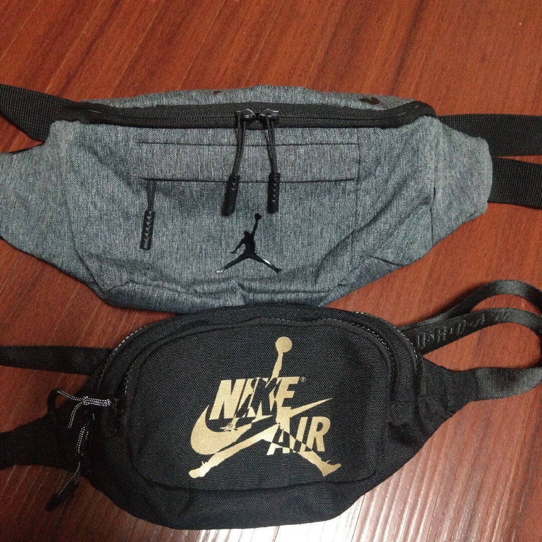 Jordan Brand（NIKE）(ジョーダン)のエアジョーダン　ボディーバッグ2点セット メンズのバッグ(ボディーバッグ)の商品写真