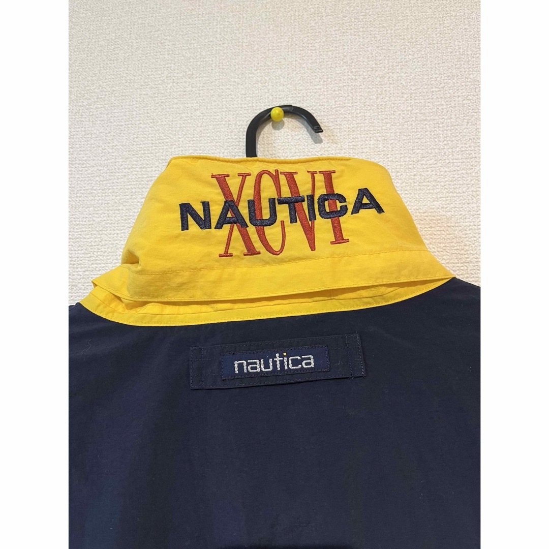 NAUTICA(ノーティカ)の［値下げしました］NAUTICA  ノーティカ　ウィンドブレーカー　古着 メンズのジャケット/アウター(ナイロンジャケット)の商品写真
