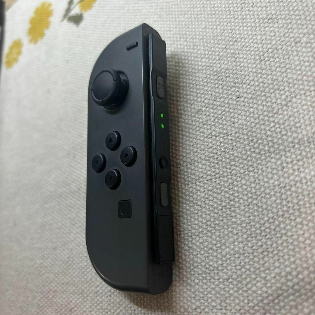 【動作確認済み】JOY-CON (L) グレージョイコン左 エンタメ/ホビーのゲームソフト/ゲーム機本体(家庭用ゲーム機本体)の商品写真