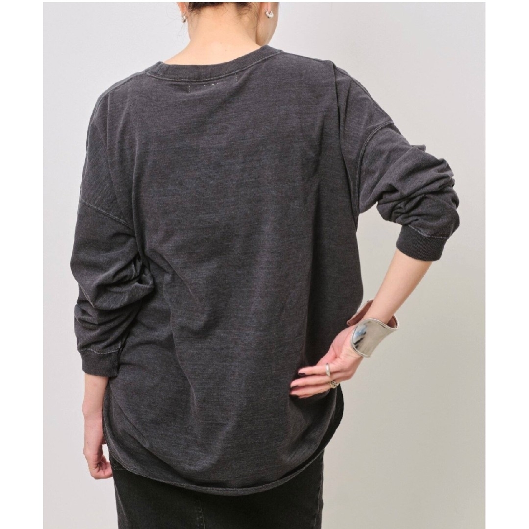 L'Appartement DEUXIEME CLASSE(アパルトモンドゥーズィエムクラス)のレミレリーフ　LONGSLEEVE T "UNNECESSARY　アパルトモン レディースのトップス(Tシャツ(長袖/七分))の商品写真