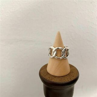 デザインリング　指輪　レディース　メンズ　ファッション　オープン　調整可能　新品(リング(指輪))