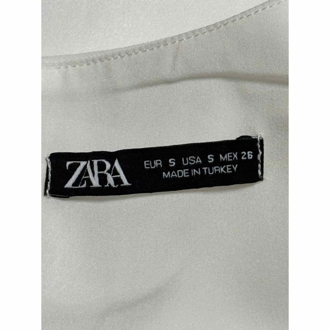 ZARA(ザラ)のZARA トップス　ミニワンピース レディースのワンピース(ひざ丈ワンピース)の商品写真