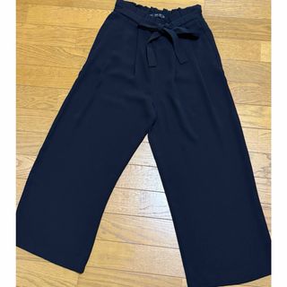 ザラ(ZARA)のZARA パンツ　リボン(カジュアルパンツ)