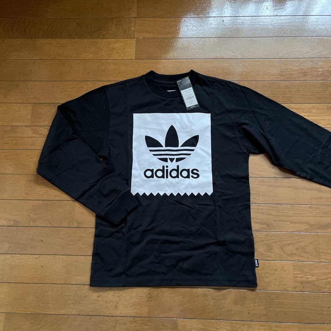 adidas(アディダス)の新品⭐︎アディダス⭐︎ロンT⭐︎XS メンズのトップス(Tシャツ/カットソー(七分/長袖))の商品写真