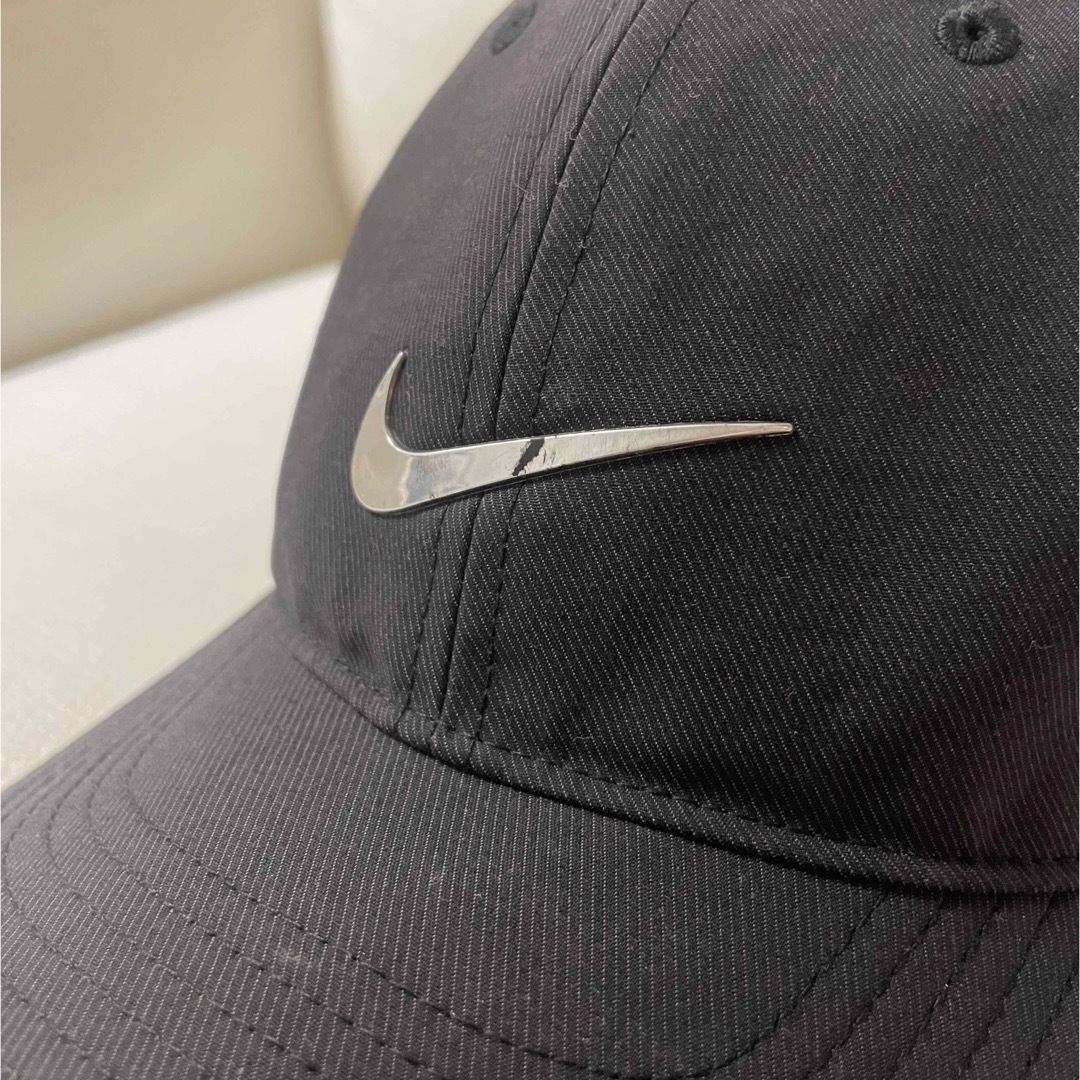 NIKE(ナイキ)のレア★NIKEシルバーロゴキャップ メンズの帽子(キャップ)の商品写真