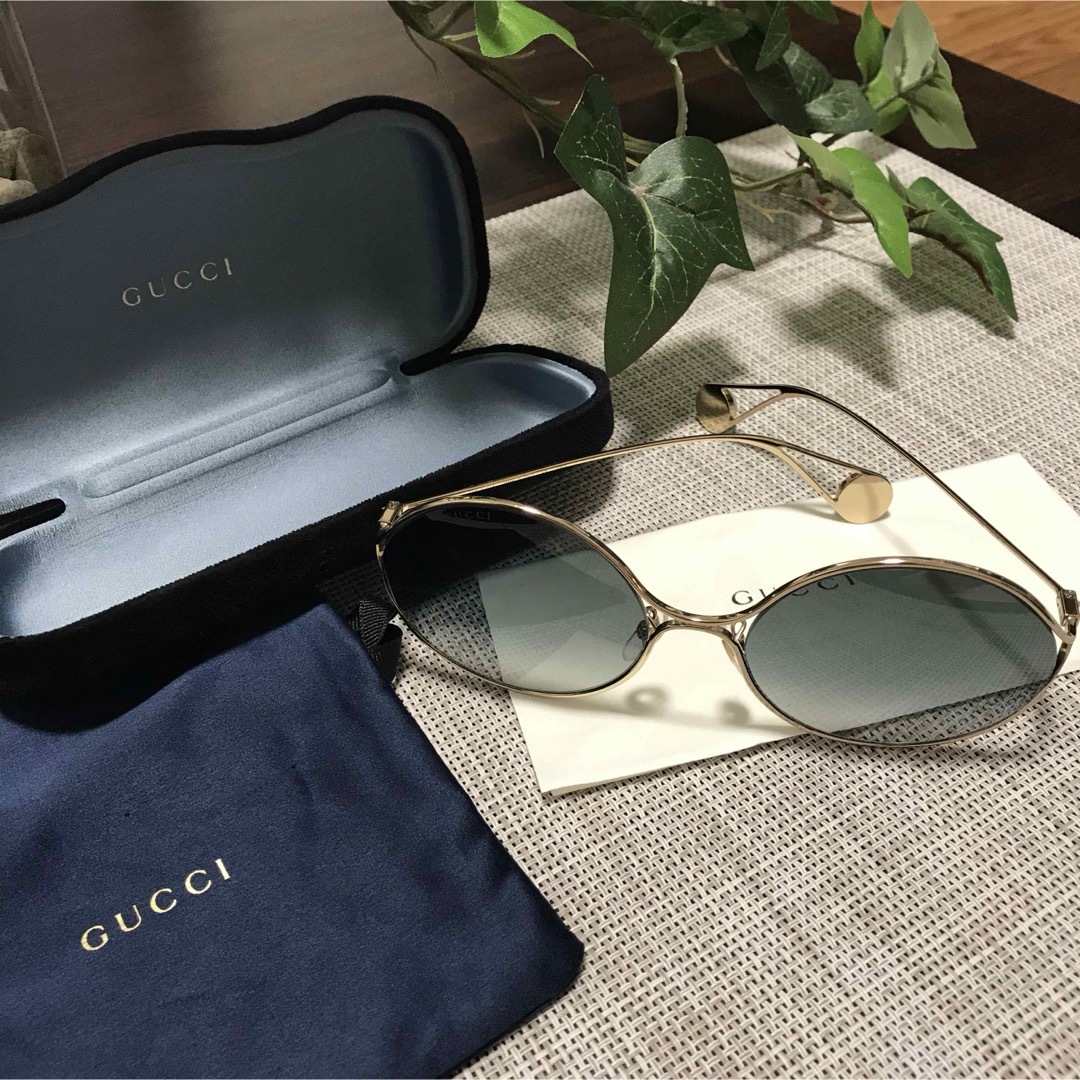 Gucci(グッチ)のGUCCI グッチ サングラス ケース付き 美品 レディースのファッション小物(サングラス/メガネ)の商品写真