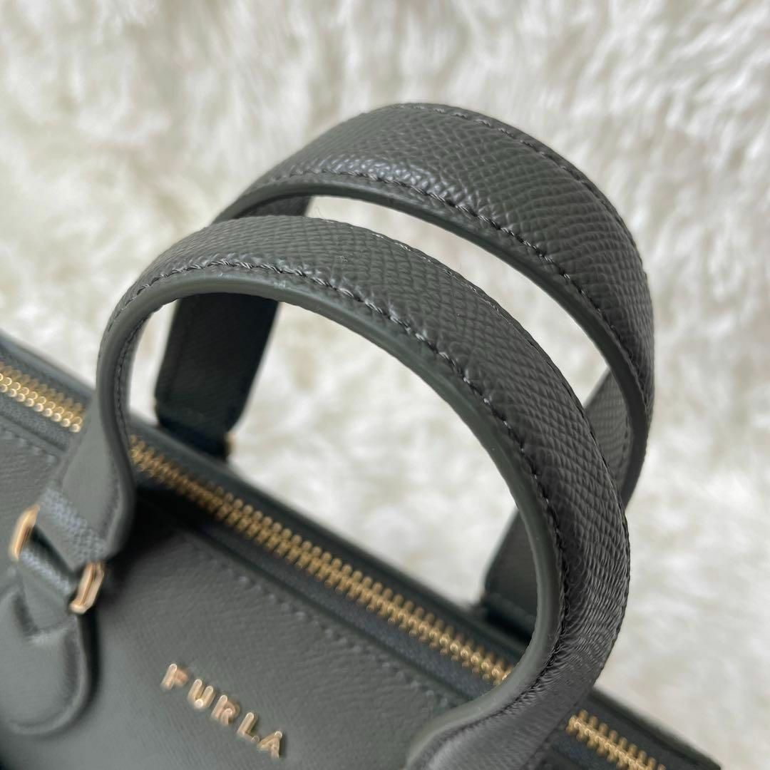 Furla(フルラ)の未使用✨FURLA　フルラ　2way　ミネルヴァ　ショルダーバッグ　ハンドバッグ レディースのバッグ(ハンドバッグ)の商品写真