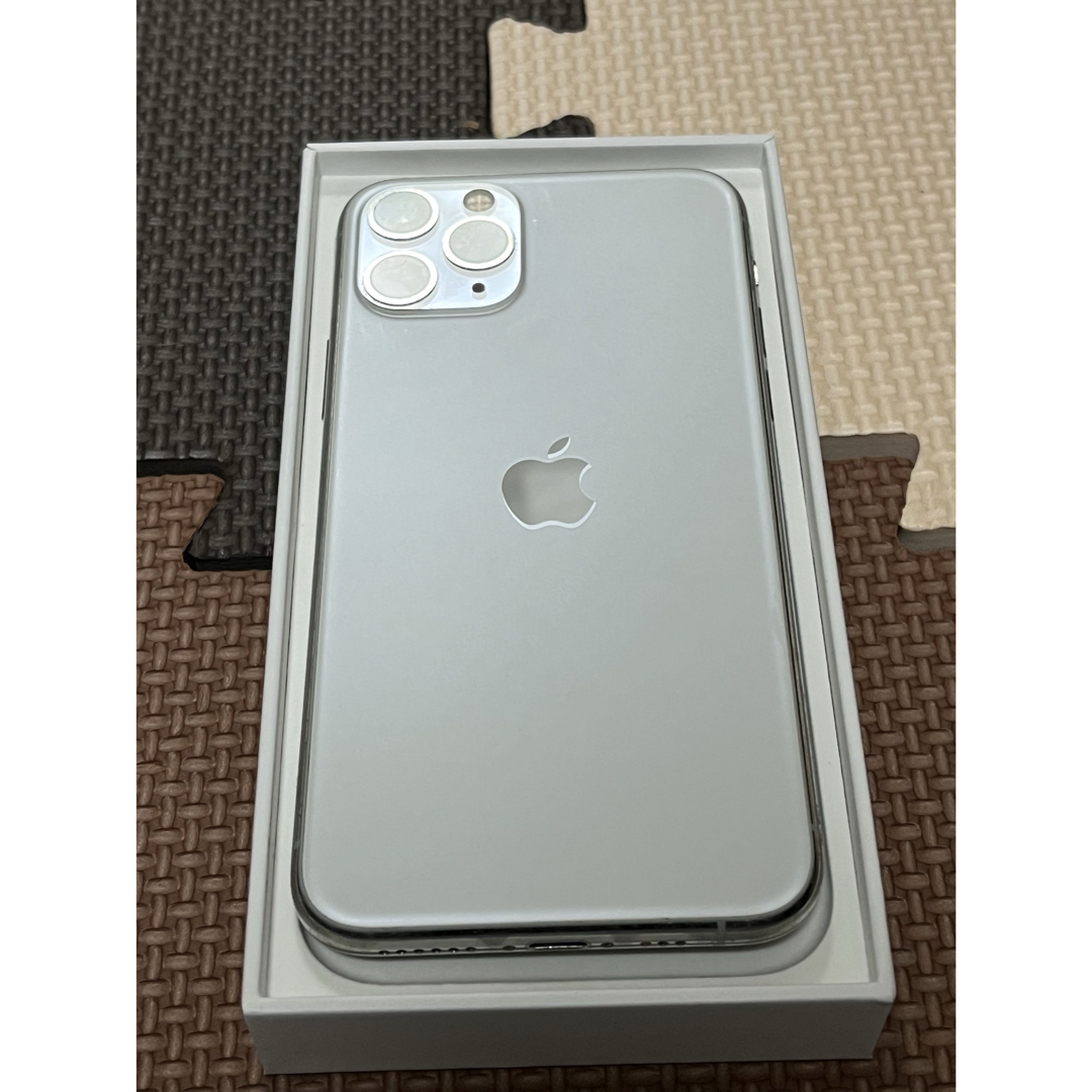 iPhone(アイフォーン)の美品 ！iPhone11Pro  スマホ/家電/カメラのスマートフォン/携帯電話(スマートフォン本体)の商品写真