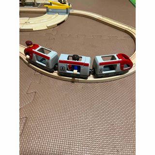ブリオ(BRIO)のBRIO レール&ロードトラベルセット(電車のおもちゃ/車)