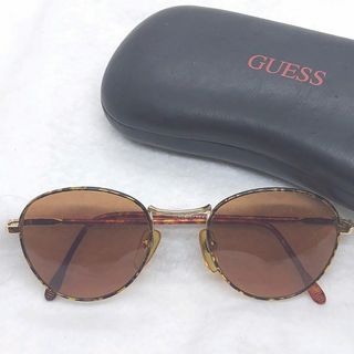 GUESS - ケース付き　ゲス　GUESS　サングラス