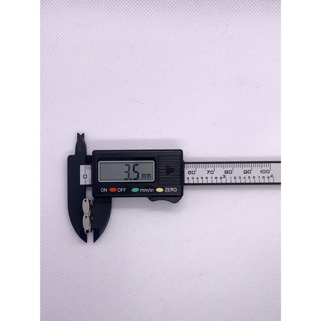 OMEGA(オメガ)のOMEGA スピードマスター　3513.50 コマのみ メンズの時計(金属ベルト)の商品写真