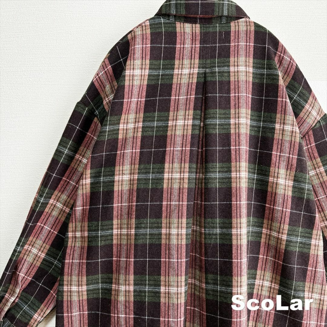 ScoLar(スカラー)の【ScoLar】スカラー チェック切替 刺繍柄 オーバーシャツ タグ付未使用 レディースのトップス(シャツ/ブラウス(長袖/七分))の商品写真