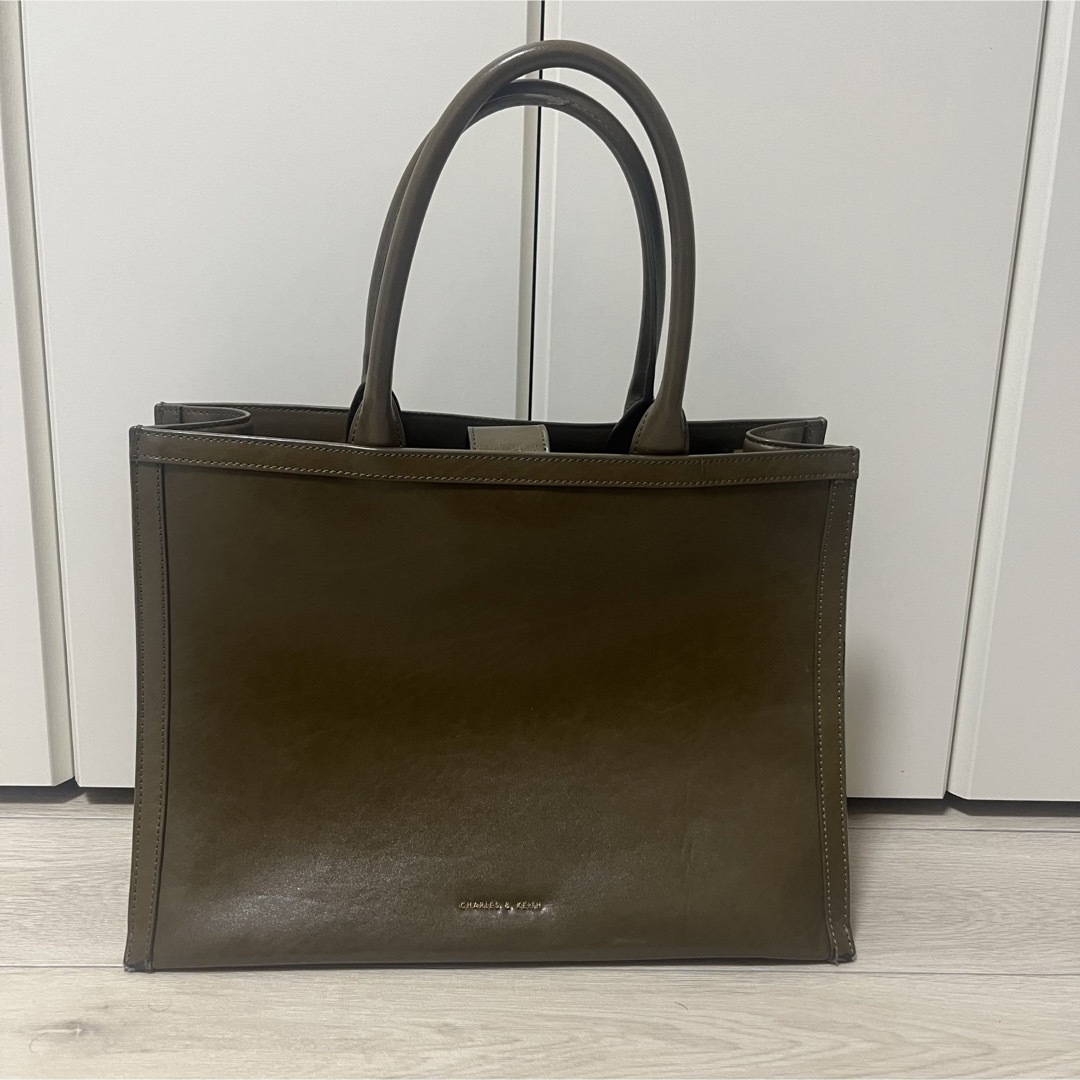 Charles and Keith(チャールズアンドキース)のCharles and keith  バッグ ハンドバッグ トートバッグ レディースのバッグ(トートバッグ)の商品写真