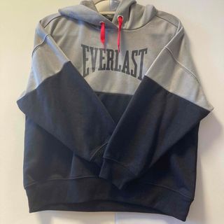 エバーラスト(EVERLAST)の【新品タグ付】 EVERLAST エバーラスト キッズパーカー　130(Tシャツ/カットソー)