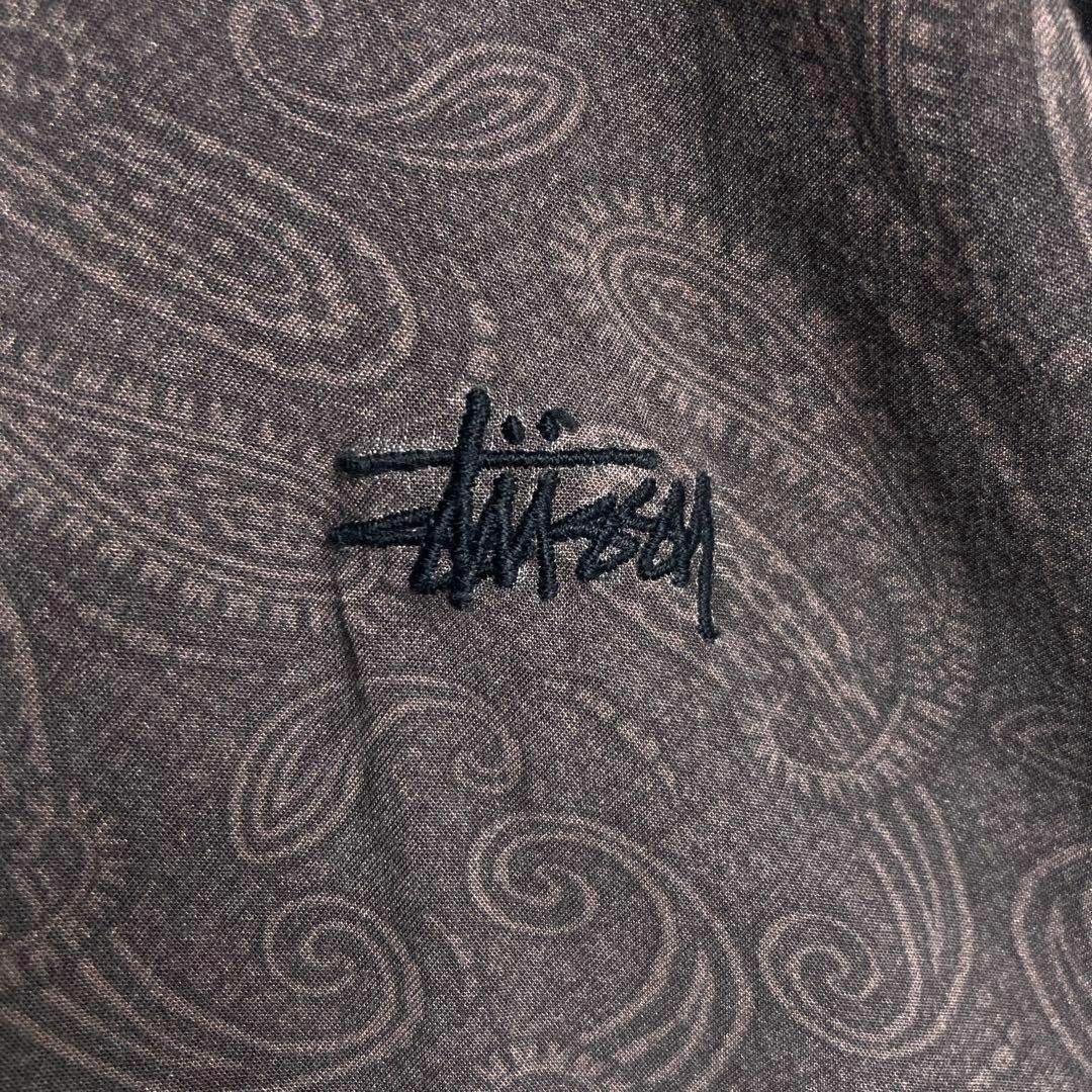 STUSSY(ステューシー)の【美品】ステューシー　ワンポイント刺繍ロゴ　半袖BDシャツ　ペイズリー　XL メンズのトップス(シャツ)の商品写真