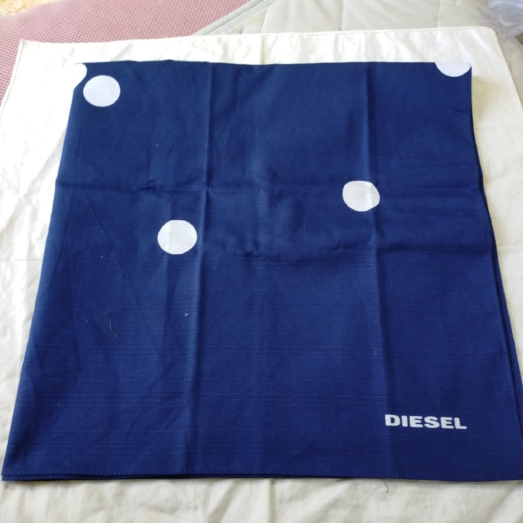 DIESEL(ディーゼル)のディーゼル　風呂敷　新品　ノベルティ エンタメ/ホビーのコレクション(ノベルティグッズ)の商品写真