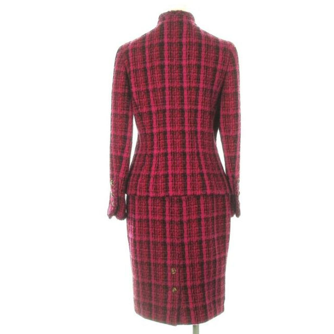 CHANEL(シャネル)のCHANEL(シャネル) スカートスーツ サイズ38 M レディース - P05899 ピンク×黒×レッド ツイード ウール、ナイロン レディースのフォーマル/ドレス(スーツ)の商品写真