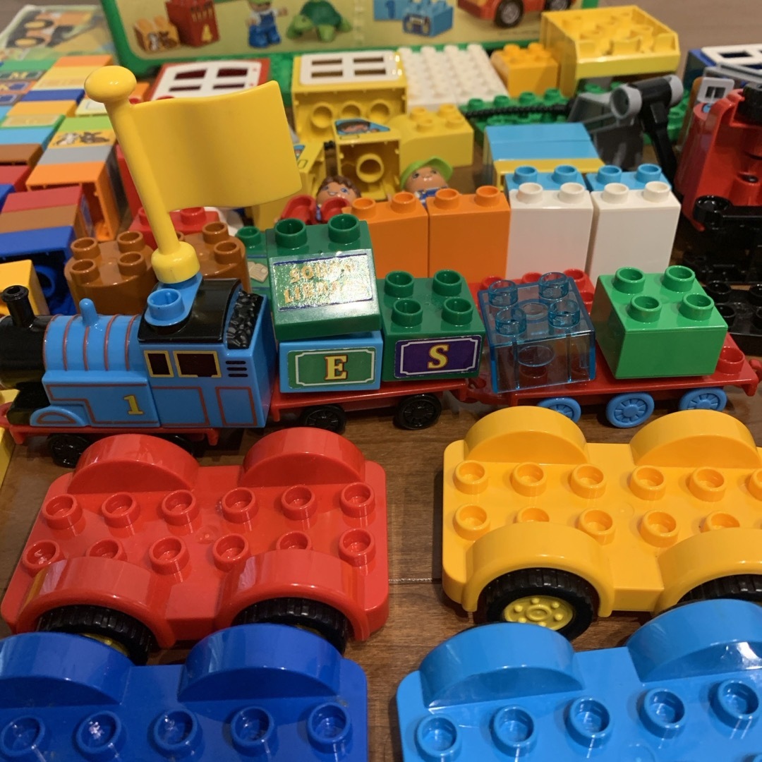 Lego(レゴ)のLEGO デュプロ　トーマス　消防車 キッズ/ベビー/マタニティのおもちゃ(知育玩具)の商品写真