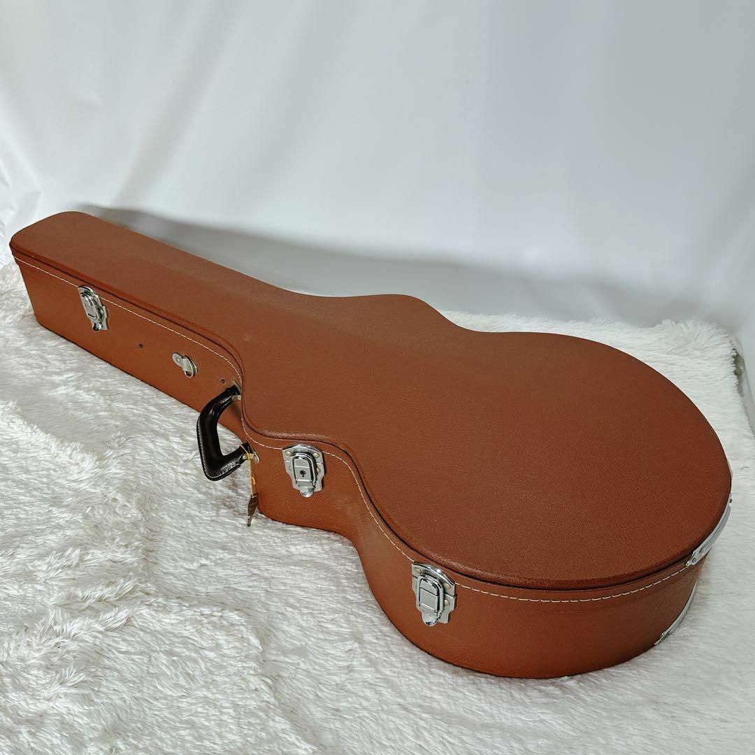 ノーブランド アコースティックギター用ハードケース 小ぶり ブラウン アコギ 楽器のギター(アコースティックギター)の商品写真