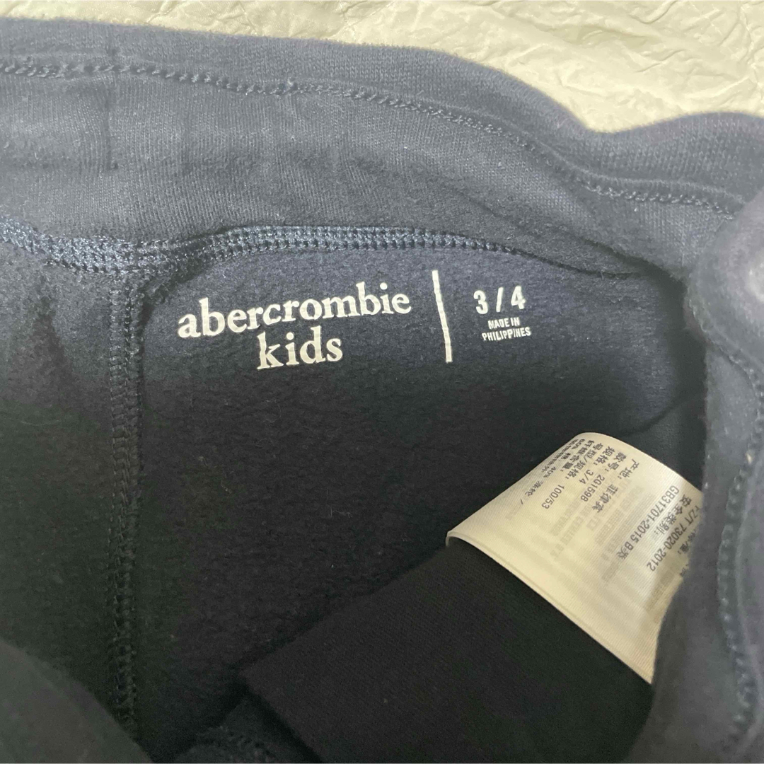 Abercrombie&Fitch(アバクロンビーアンドフィッチ)のAbercrombie Kids ボトム3ー4 キッズ/ベビー/マタニティのキッズ服男の子用(90cm~)(パンツ/スパッツ)の商品写真