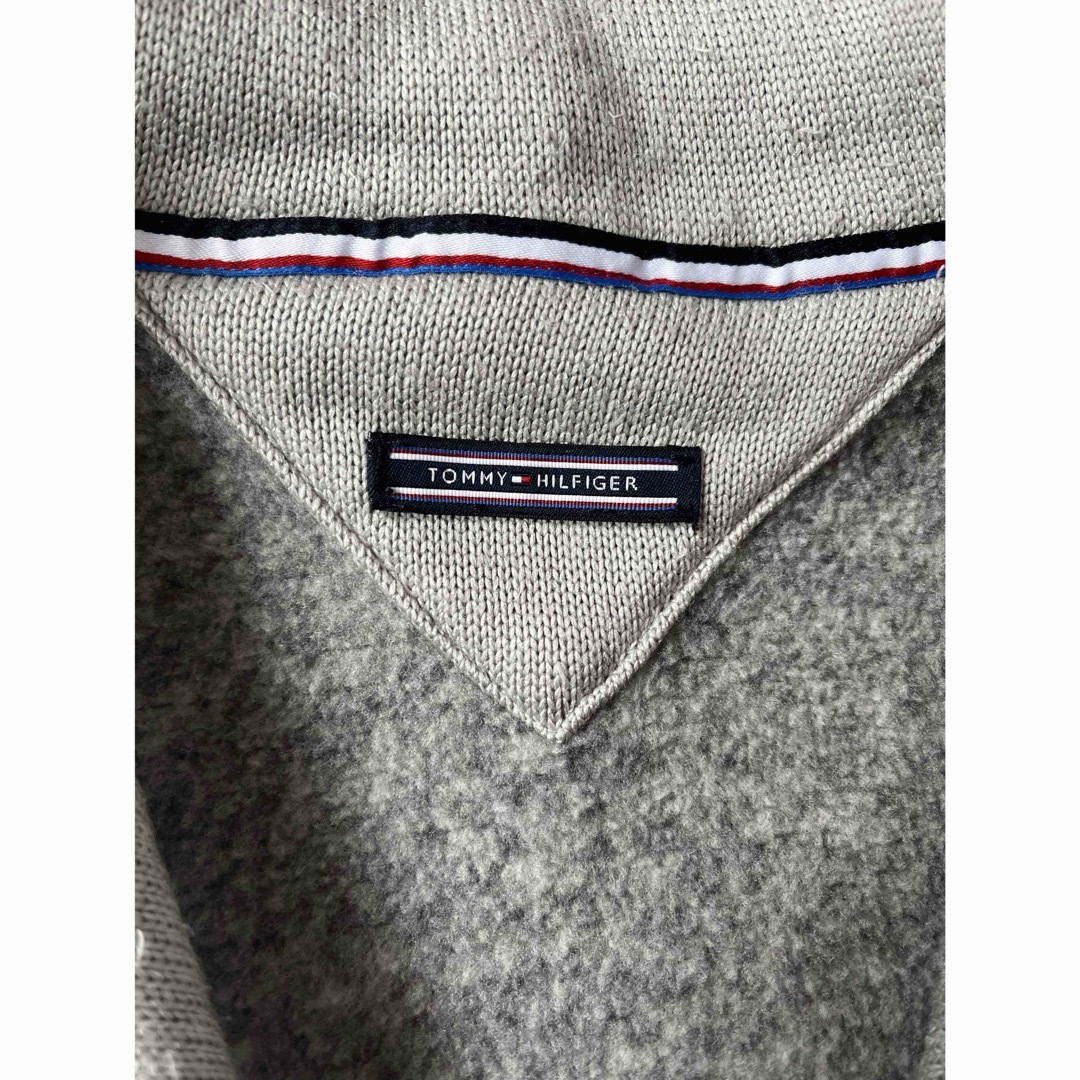 TOMMY HILFIGER(トミーヒルフィガー)のTOMMY    HILFIGERグレーのトップス   M メンズのトップス(Tシャツ/カットソー(半袖/袖なし))の商品写真