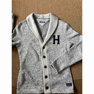 トミーヒルフィガー(TOMMY HILFIGER)のTOMMY    HILFIGERグレーのトップス   M(Tシャツ/カットソー(半袖/袖なし))