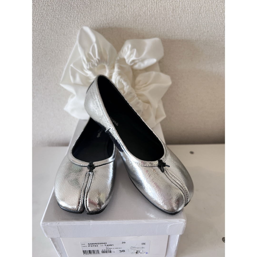 Maison Martin Margiela(マルタンマルジェラ)の美品　マルジェラ　タビ　バレーシューズ　38 レディースの靴/シューズ(バレエシューズ)の商品写真