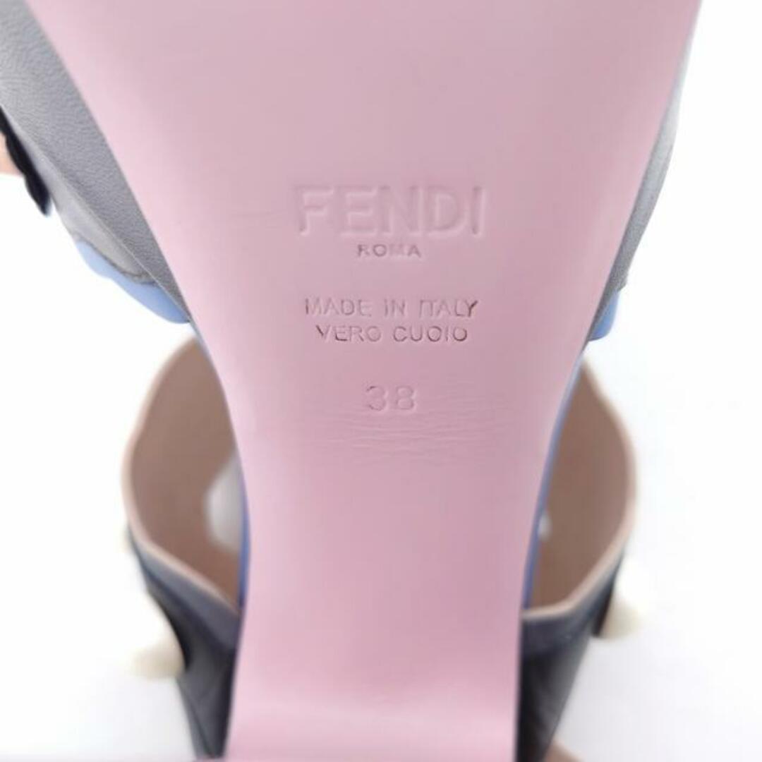 FENDI(フェンディ)のFENDI(フェンディ) サンダル 38 レディース - ダークネイビー×ブルー×マルチ パール/スタッズ レザー レディースの靴/シューズ(サンダル)の商品写真