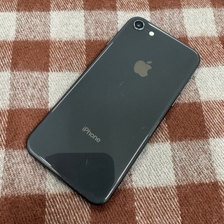 アイフォーン(iPhone)の🔴 《1311》iPhone8 64GB SIMフリー(スマートフォン本体)