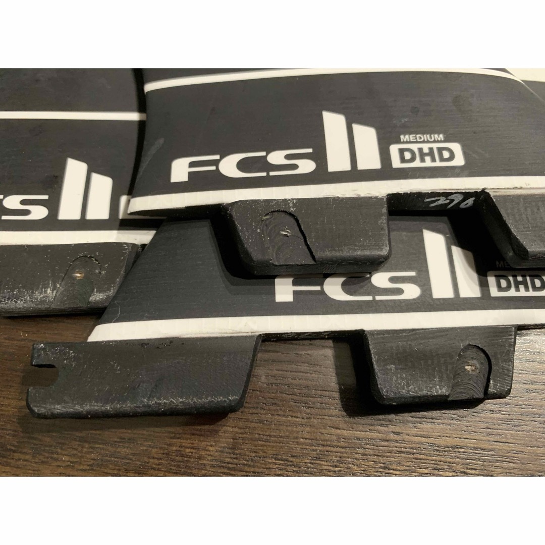 FCS(エフシーエス)のFCS2 DHD PC TRI FINS  M スポーツ/アウトドアのスポーツ/アウトドア その他(サーフィン)の商品写真