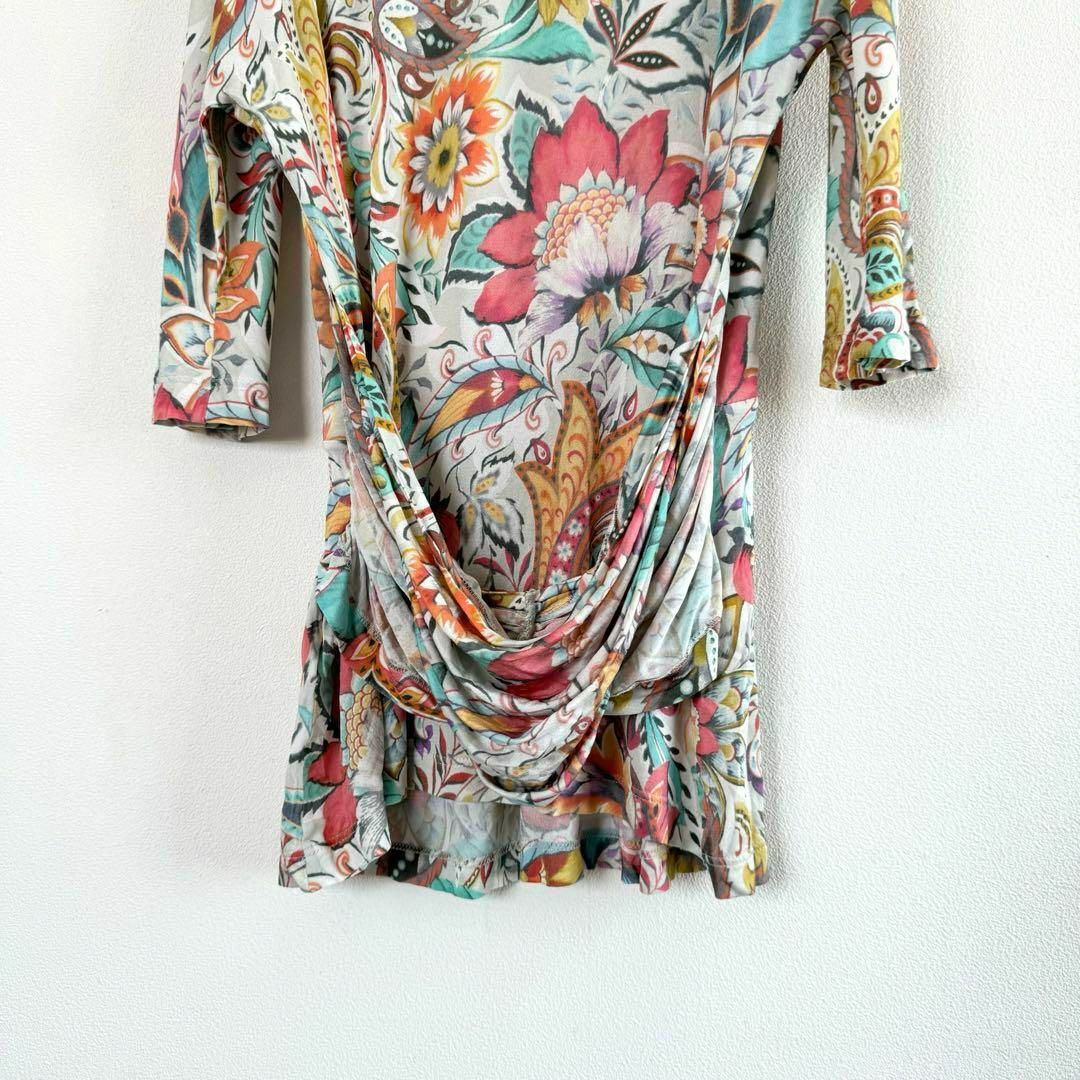 ETRO(エトロ)のエトロ 七分袖 花柄 総柄 ブラウス Tシャツ カットソー レディースのトップス(Tシャツ(長袖/七分))の商品写真