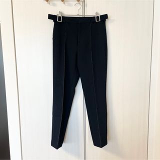 ザラ(ZARA)のZARA  ステッチセンタープレス　パンツ(カジュアルパンツ)